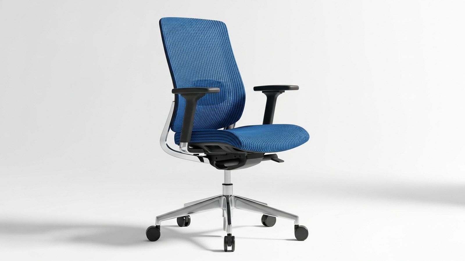 Silla de oficina moderna de malla azul, foto de estudio